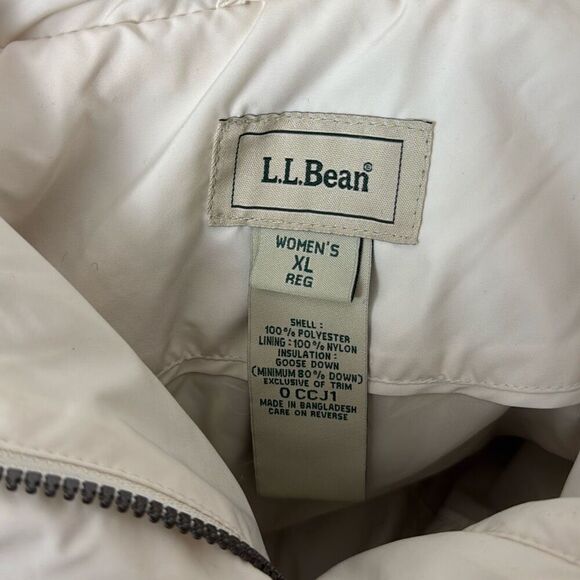 L.L. Bean Women's Ultrawarm Down Jacket XL - Picture 6 of 6